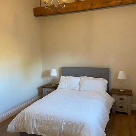 Potcote Farm Stables Accommodation Fudges Stable Towcester Exterior photo
